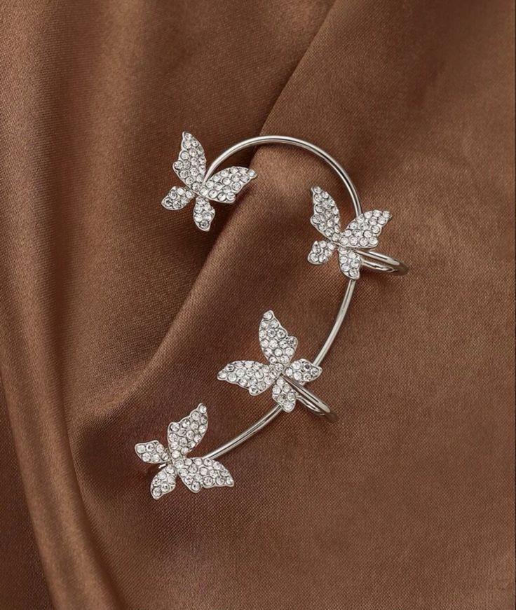 Fluttering Crystal Ear Cuff